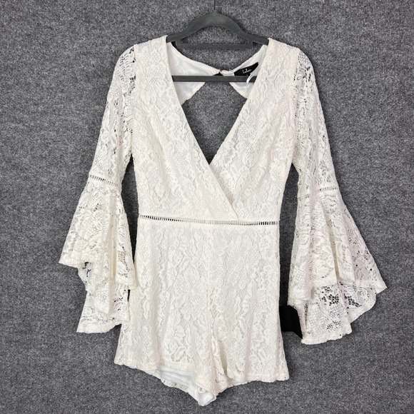 Lulus Pants - NEW Lulus White Lace Romper Long Bell Sleeve V Neck Cutout Back Women's Size S